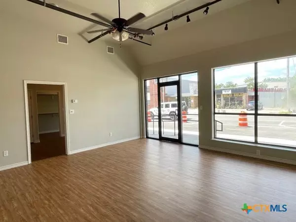 San Marcos, TX 78666,165 S Guadalupe ST #112