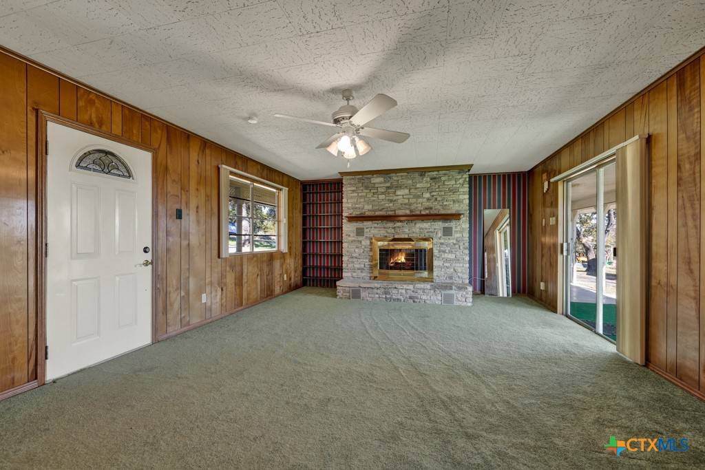 Canyon Lake, TX 78133,116 Crestview DR