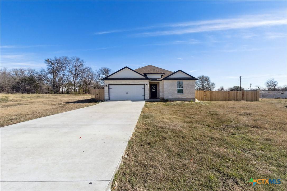 111 Lavender CV, Dale, TX 78616
