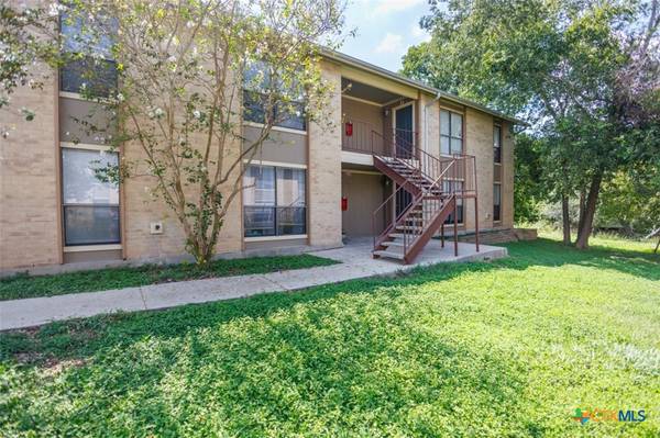 San Marcos, TX 78666,229 Craddock #B