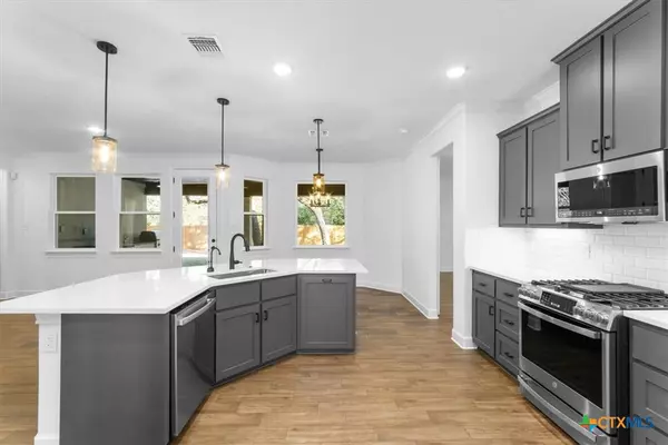 Nolanville, TX 76559,4121 TURNING LEAF DR
