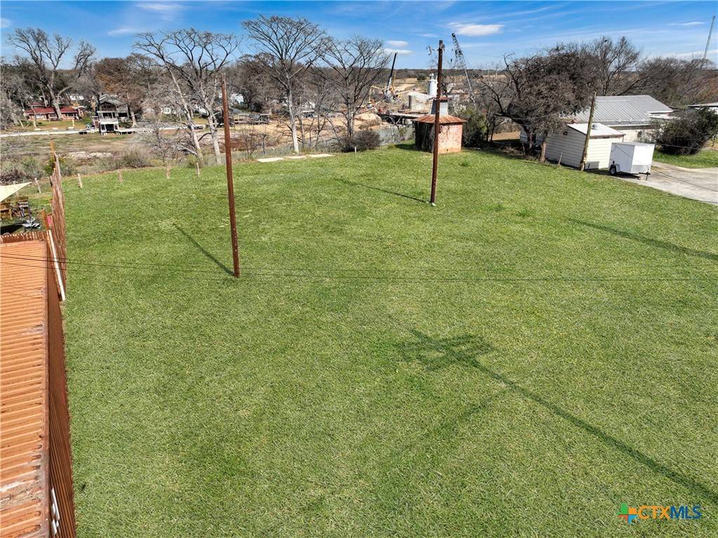 Mcqueeney, TX 78123,8831 Fm-725