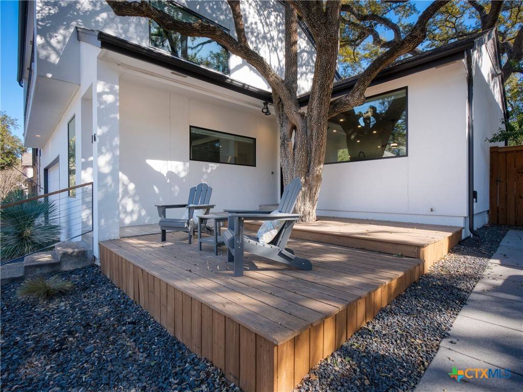 San Antonio, TX 78209,10 Court CIR