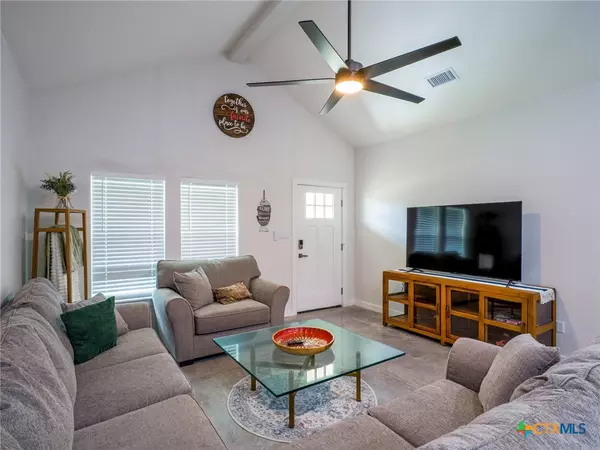 Granite Shoals, TX 78654,307 Cedarhill DR
