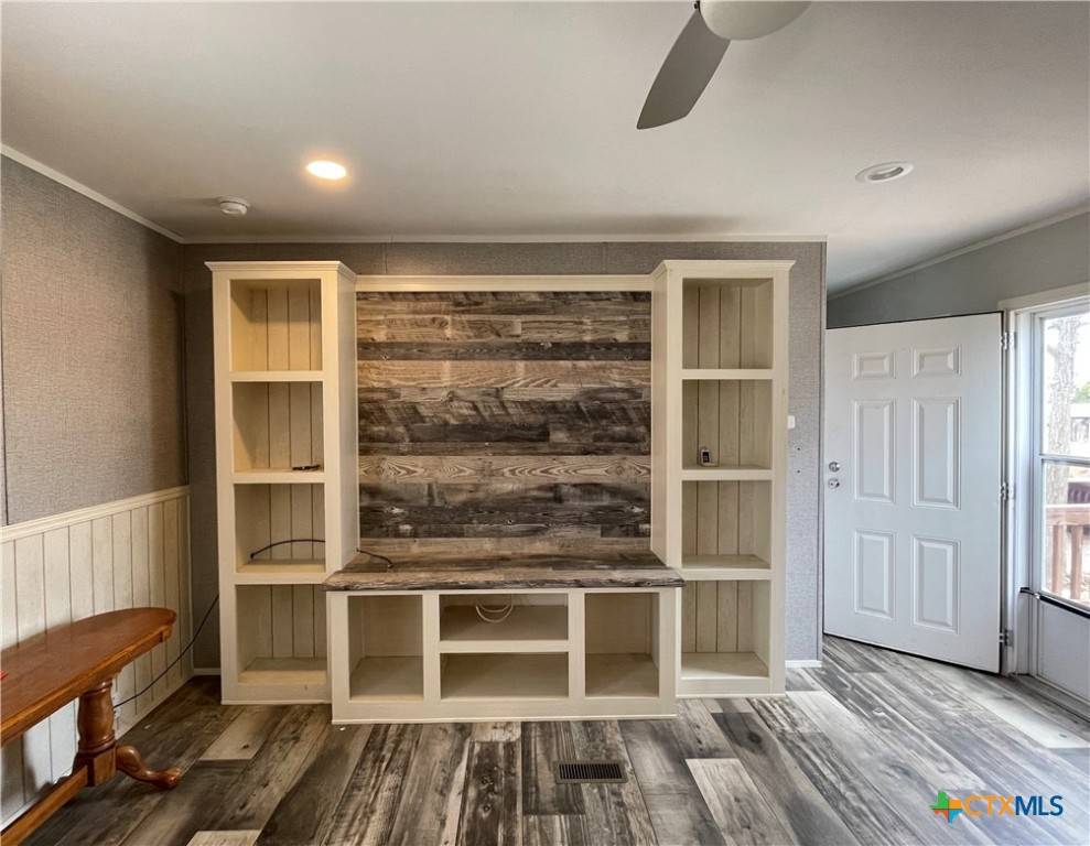 Lometa, TX 76853,349 9th ST