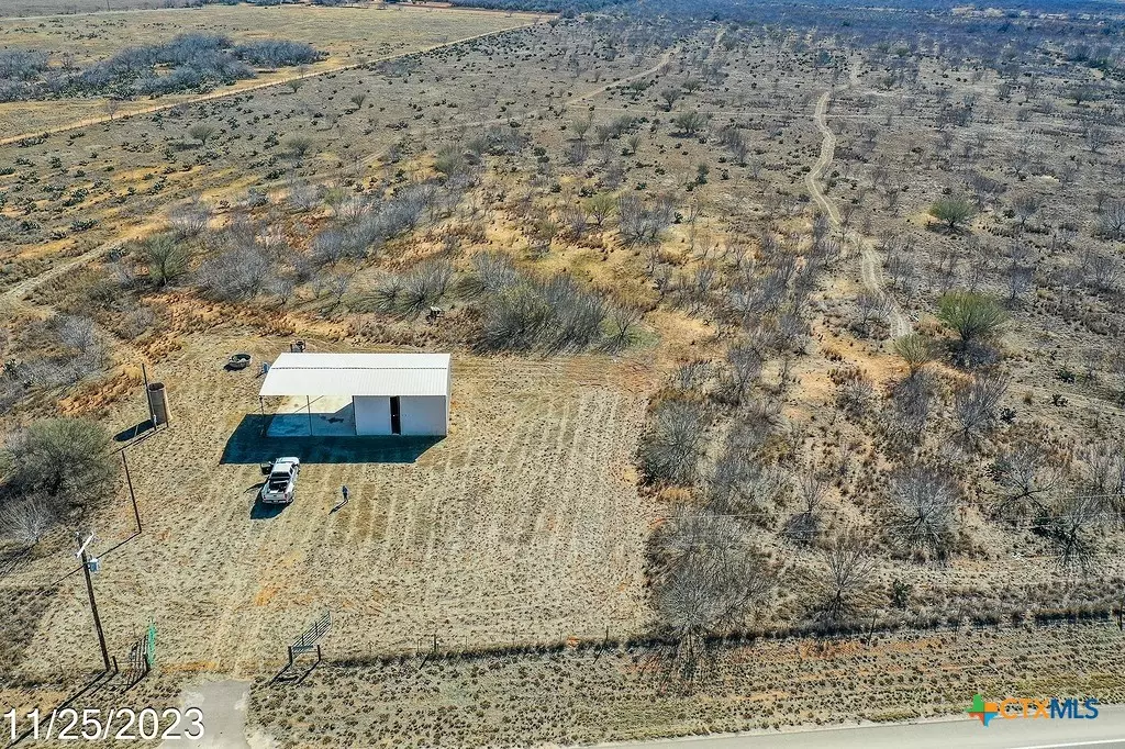 Dilley, TX 78017,TR 3 000 US HWY 85 ST