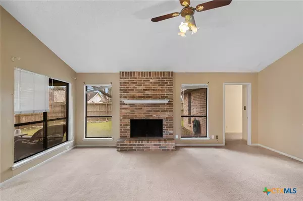Victoria, TX 77901,113 Fernwood CIR