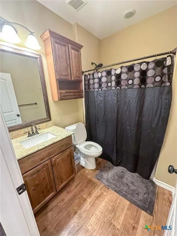 Victoria, TX 77901,108 Teakwood DR