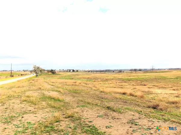 715 County Road 335, Shiner, TX 77984