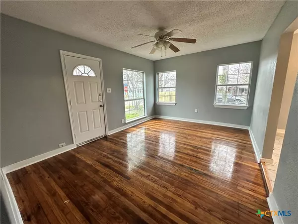 Temple, TX 76504,1818 W Avenue L