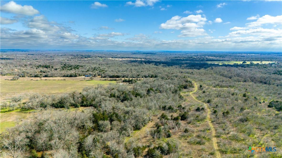 Dale, TX 78616,689 Chamberlin RD
