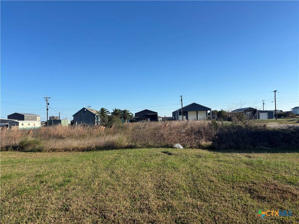 Port O'connor, TX 77982,708 W Main ST