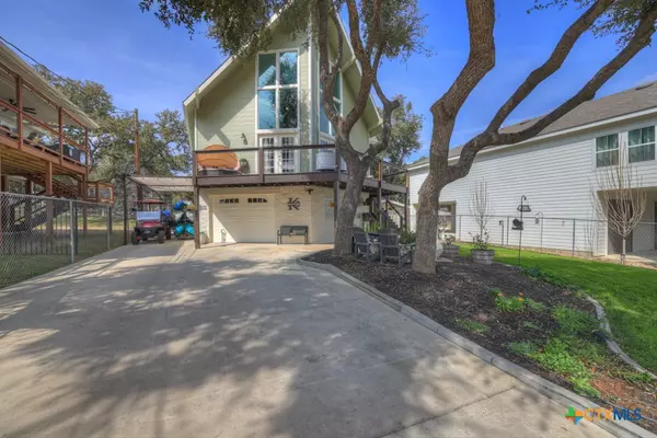 Canyon Lake, TX 78133,437 Stagecoach DR