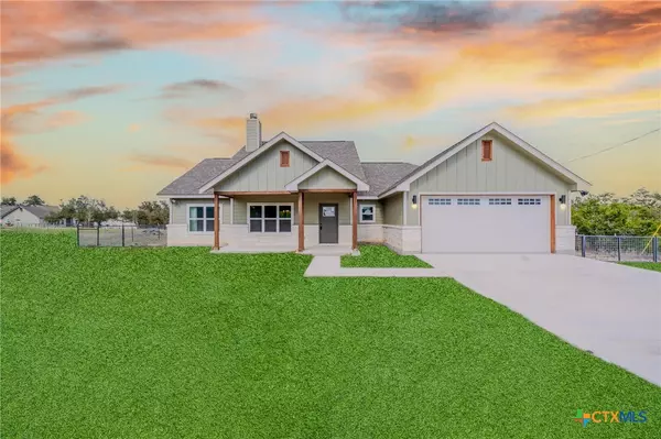 588 Primrose PATH, Canyon Lake, TX 78133