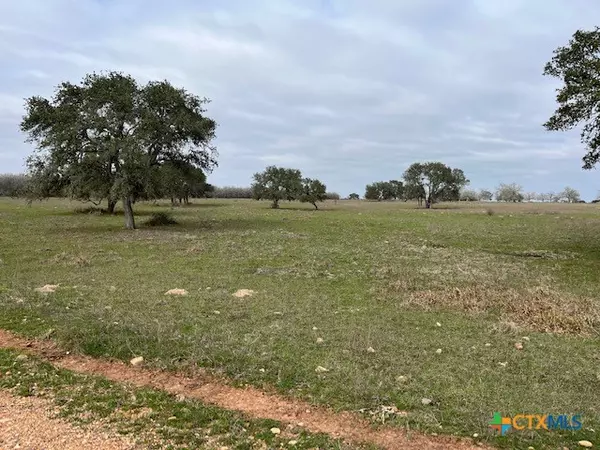 Yoakum, TX 77995,2292 Garrett Road ST