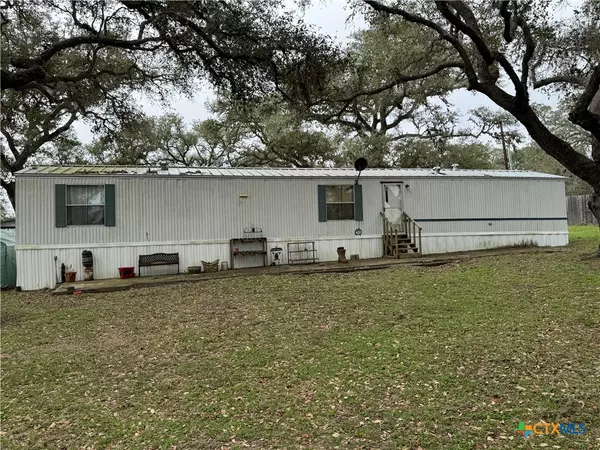 96 Reeves Ranch RD, Victoria, TX 77905