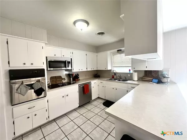 Victoria, TX 77901,2701 College DR