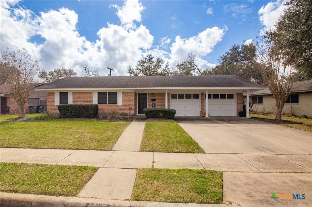 2701 College DR, Victoria, TX 77901