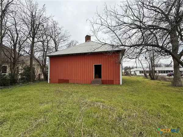 Rockdale, TX 76567,506 E Cameron AVE