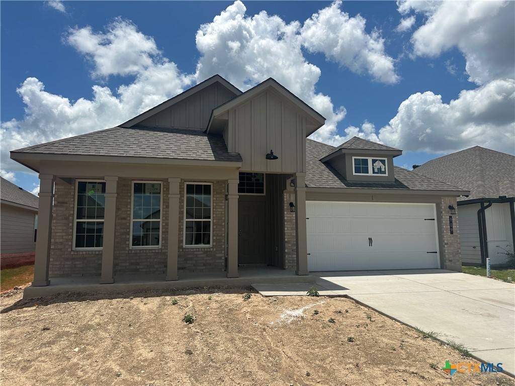 909 James Parker CIR, Killeen, TX 76542