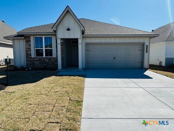 927 James Parker CIR, Killeen, TX 76542