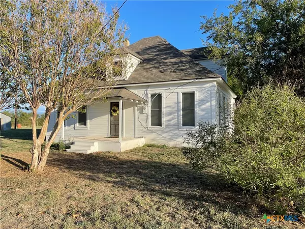 346 CR 352, Rosebud, TX 76661