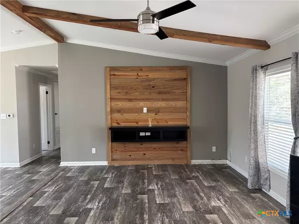 Spring Branch, TX 78070,320 Fawn DR