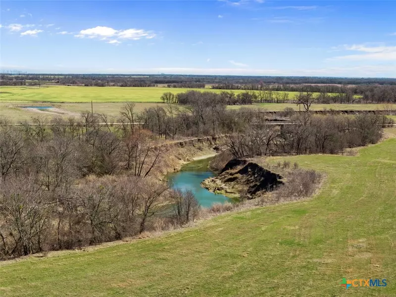 4755 County Road 275, Rosebud, TX 76570