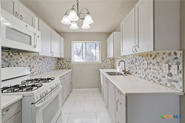 703 S 13th ST, Copperas Cove, TX 76522