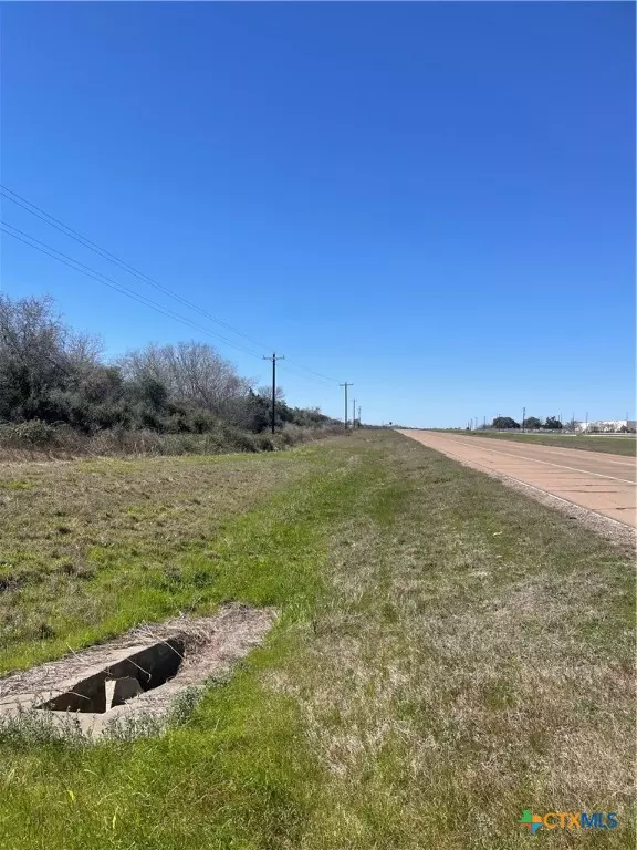 000 Us-87 S, Cuero, TX 77954