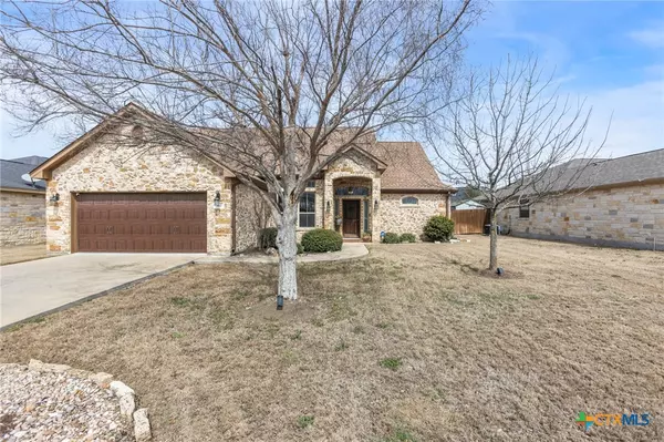 344 Jake DR,  Jarrell,  TX 76537