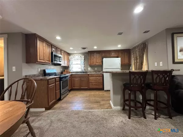 Seguin, TX 78155,502 N Cherry ST