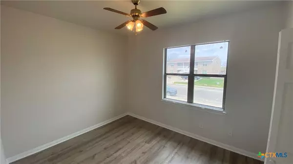 Universal City, TX 78148,521 Dukeway #4