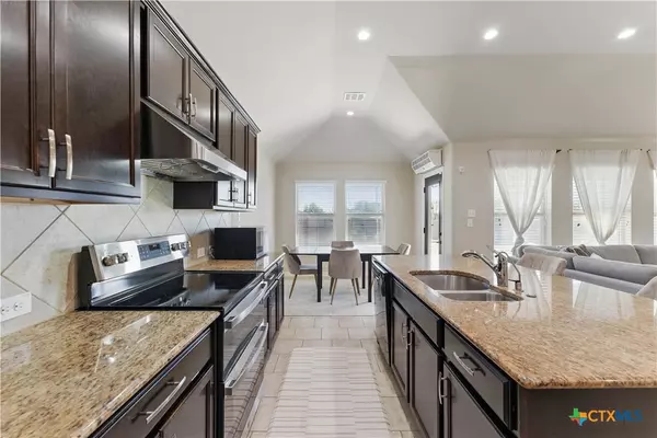 New Braunfels, TX 78132,5649 Meadow VW