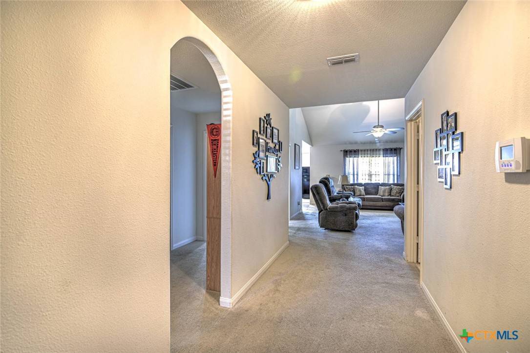 Jarrell, TX 76537,125 Robertson LN