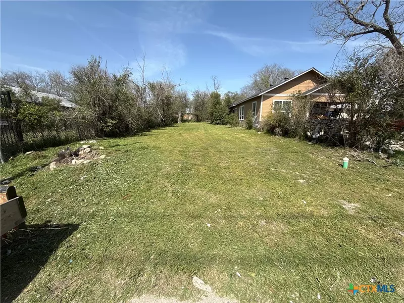 918 East AVE, Temple, TX 76504