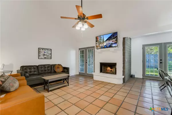 Wimberley, TX 78676,3 Logans RUN #59