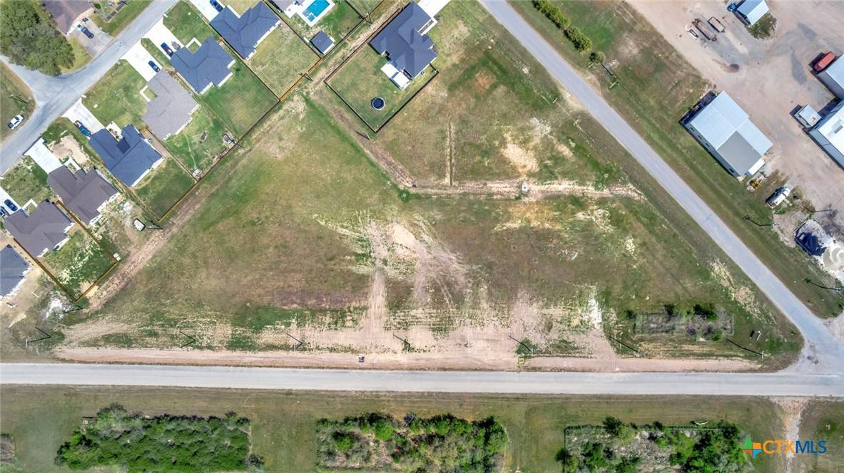 Victoria, TX 77905,306 Warehouse RD