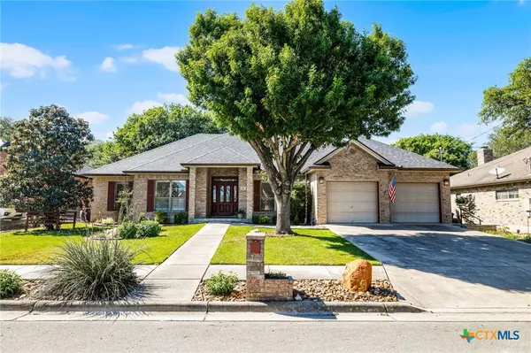 717 Centennial BND, New Braunfels, TX 78130