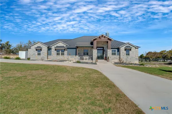 938 Malbec LOOP, Canyon Lake, TX 78133