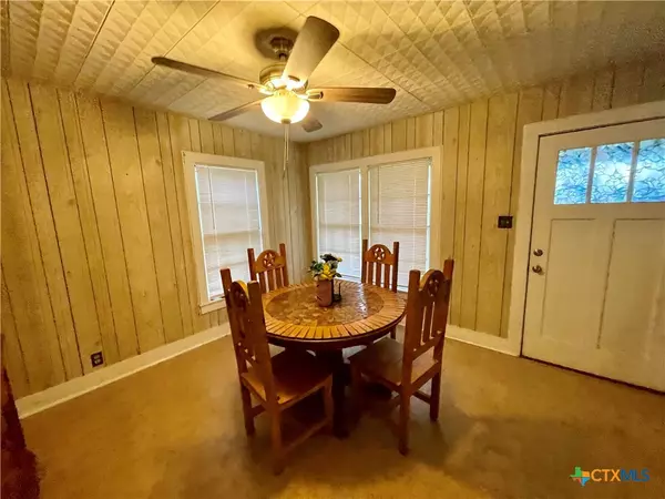 Victoria, TX 77901,1903 S Laurent ST