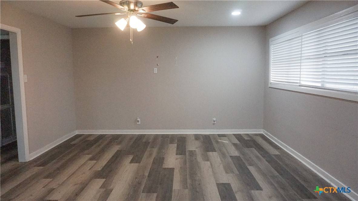Victoria, TX 77901,2206 E Stayton AVE