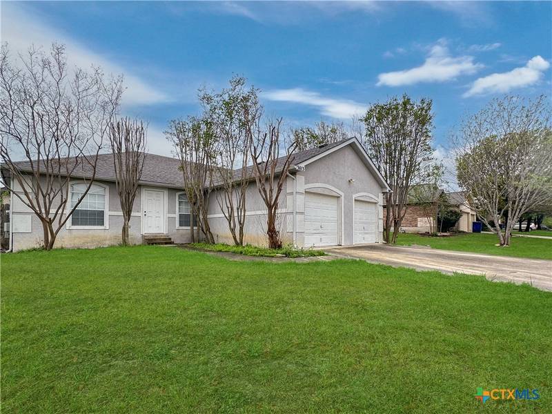 3013 & 3015 Pine Valley DR, New Braunfels, TX 78130
