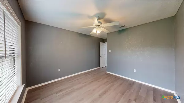 Killeen, TX 76541,1802 Fairview DR