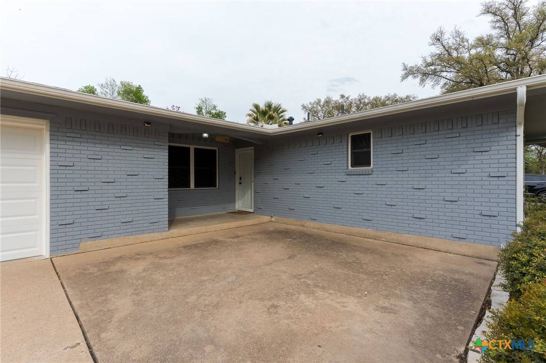 Temple, TX 76502,3902 Brooklawn DR