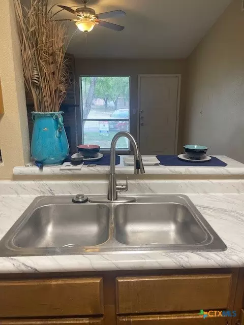 New Braunfels, TX 78130,512 Kellys WAY