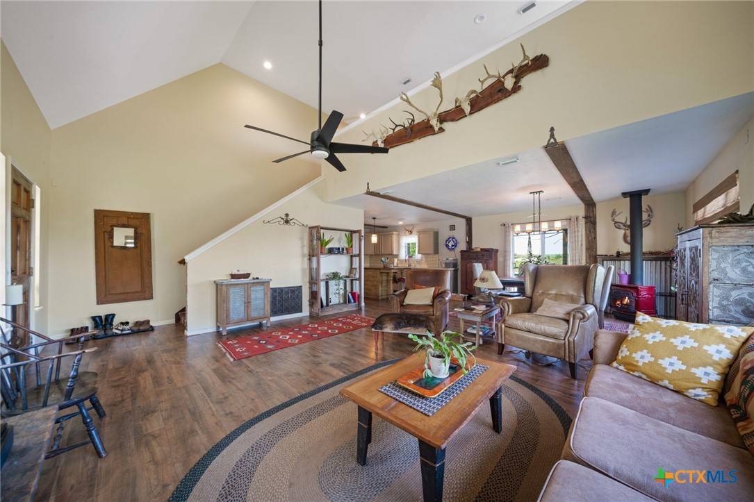 Fischer, TX 78623,1315 Agarita DR