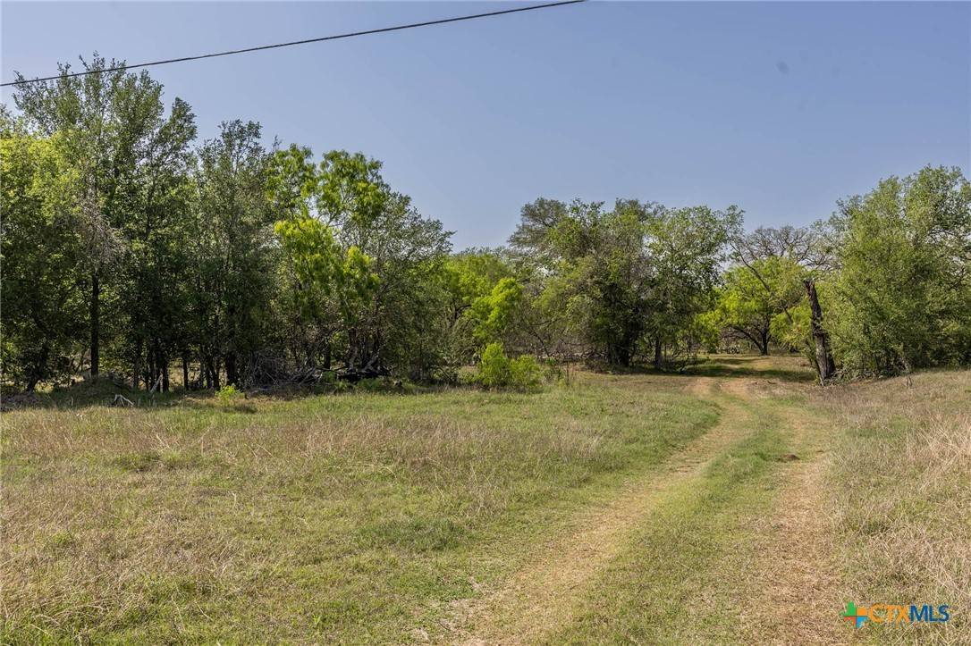 Seguin, TX 78155,1222 Odaniel School RD