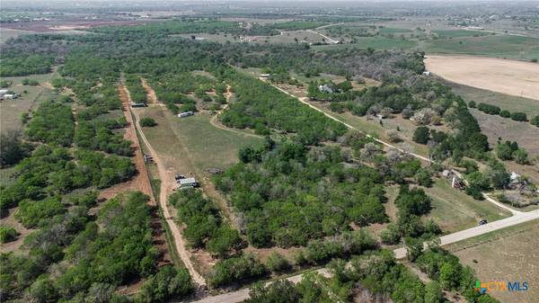 1222 Odaniel School RD, Seguin, TX 78155