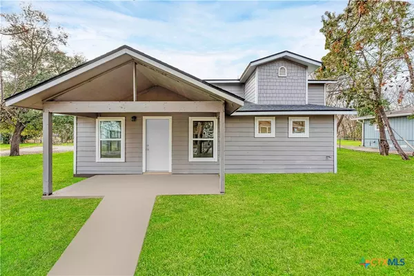 414 Ellis ST, Seguin, TX 78155